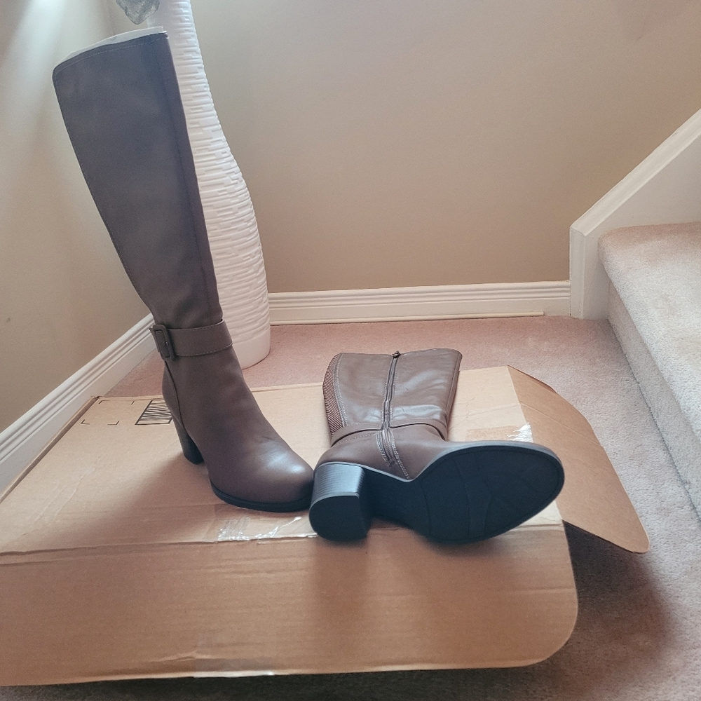 Ladies fall winter boots - Picture 3 of 9